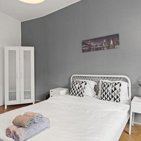 Ferienwohnung Old Town Studio 23B Bukarest Exterior foto